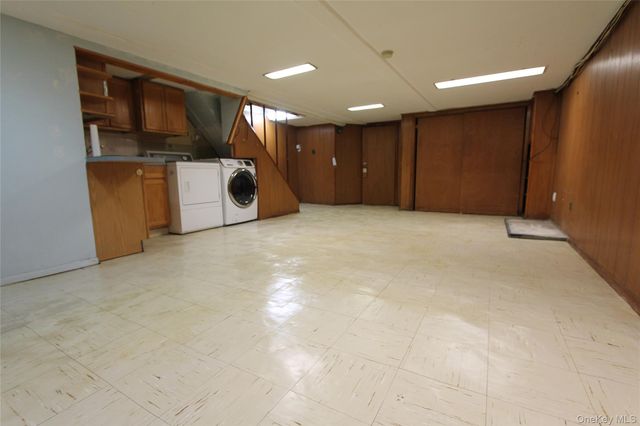 65-09 77th Place, Middle Village, NY 11379