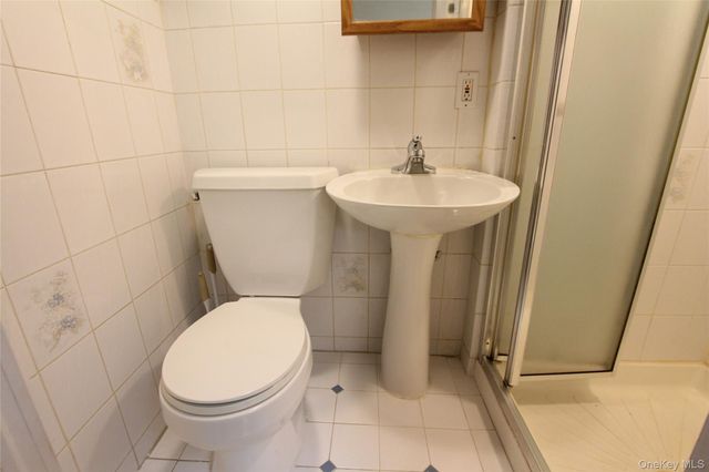 65-09 77th Place, Middle Village, NY 11379