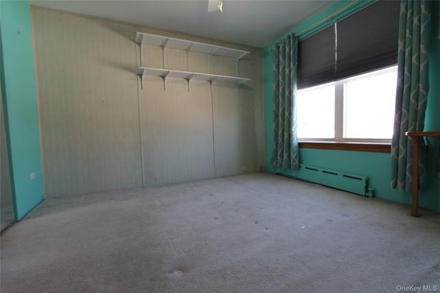 65-09 77th Place, Middle Village, NY 11379