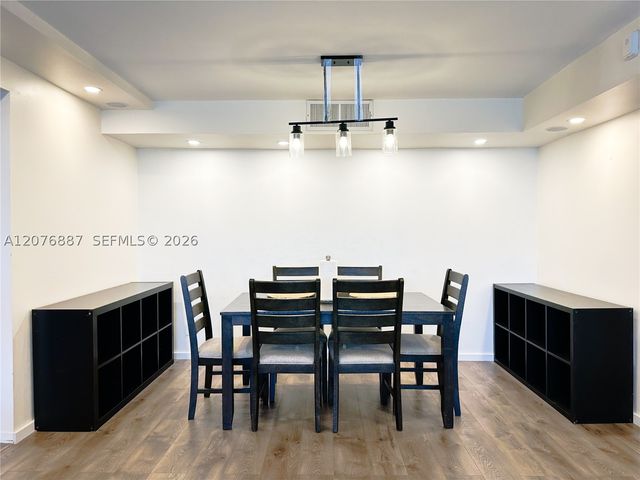 2001 Atlantic Shores Blvd 510, Hallandale Beach, FL 33009
