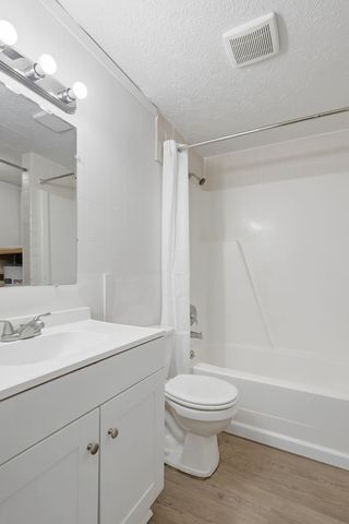 1711 W 59th Street, Davenport, IA 52806