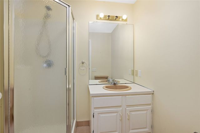 95 Nipmuc Trail B, North Providence, RI 02904