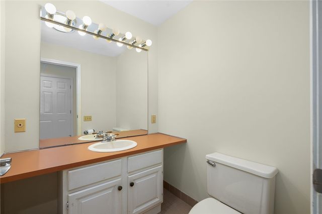 95 Nipmuc Trail B, North Providence, RI 02904