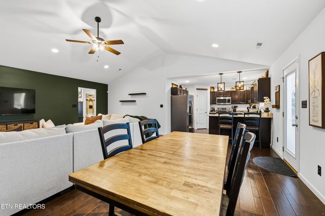 2335 Eppie Cove Lane, Knoxville, TN 37931