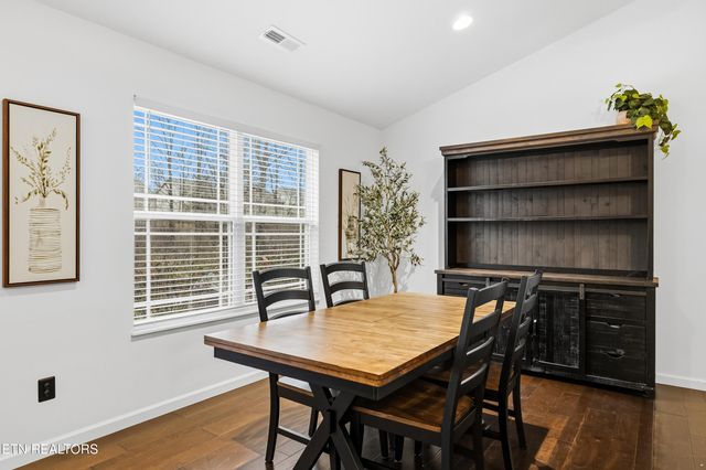 2335 Eppie Cove Lane, Knoxville, TN 37931