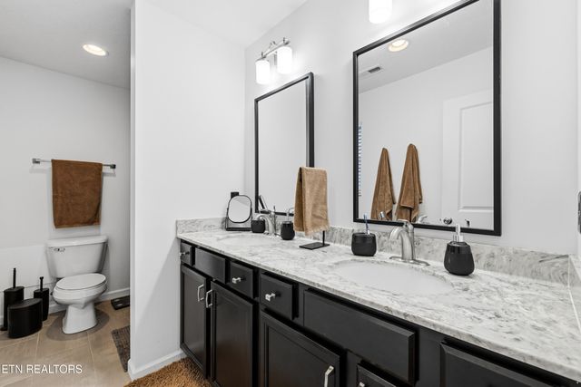 2335 Eppie Cove Lane, Knoxville, TN 37931