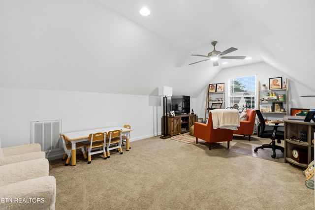 2335 Eppie Cove Lane, Knoxville, TN 37931