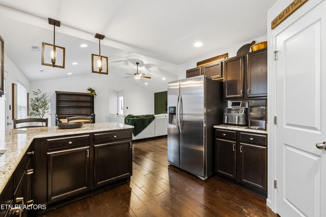 2335 Eppie Cove Lane, Knoxville, TN 37931