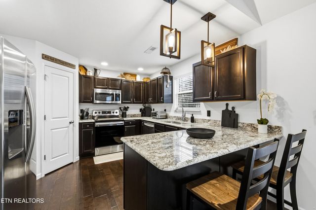 2335 Eppie Cove Lane, Knoxville, TN 37931