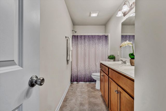 4951 Warrior DR, Salem, VA 24153