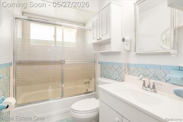 29737 Brandt Court, Garden City, MI 48135