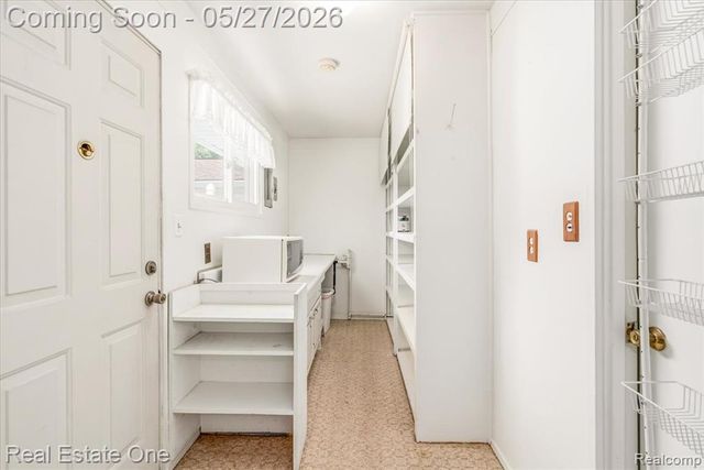 29737 Brandt Court, Garden City, MI 48135
