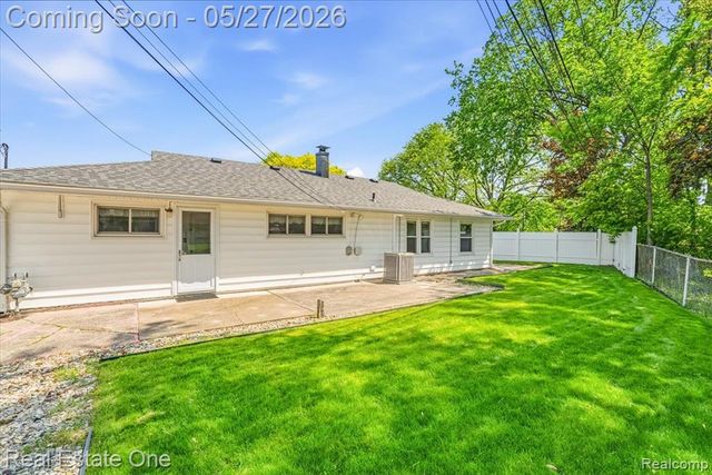 29737 Brandt Court, Garden City, MI 48135