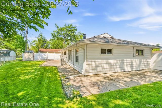 29737 Brandt Court, Garden City, MI 48135