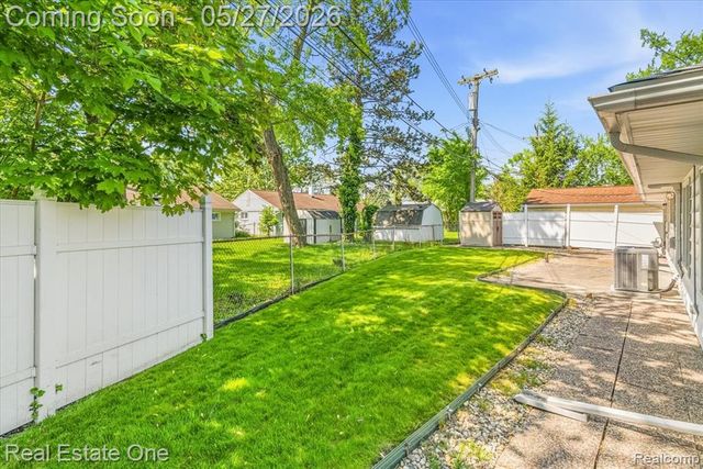 29737 Brandt Court, Garden City, MI 48135