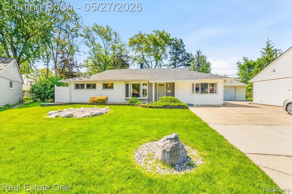 29737 Brandt Court, Garden City, MI 48135