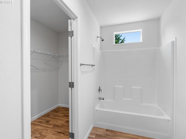 12904 Se RAMONA St, Portland, OR 97236