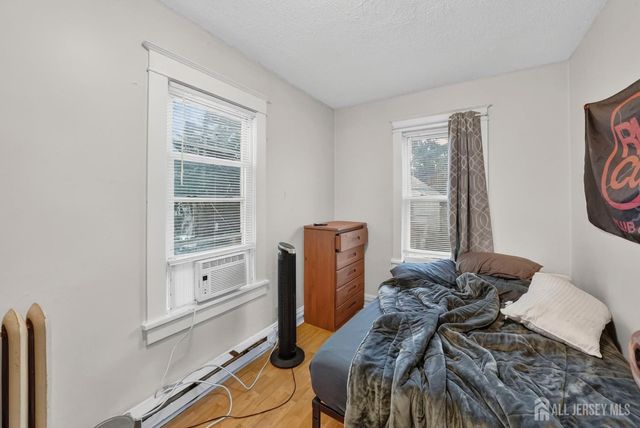 43 Robinson Street, New Brunswick, NJ 08901