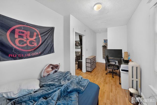 43 Robinson Street, New Brunswick, NJ 08901