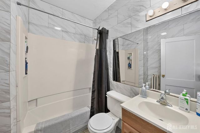 43 Robinson Street, New Brunswick, NJ 08901