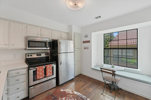 5200 Martel Avenue 6Q, Dallas, TX 75206