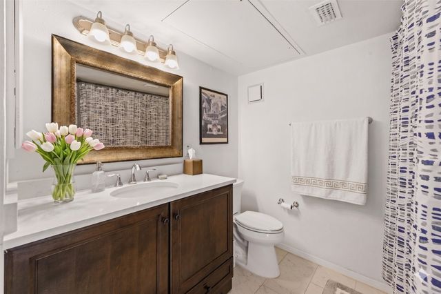 5200 Martel Avenue 6Q, Dallas, TX 75206