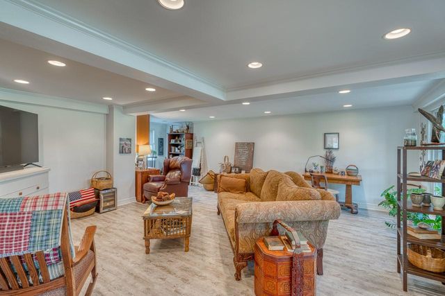 1106 N Shorewood DR, Granite Shoals, TX 78654