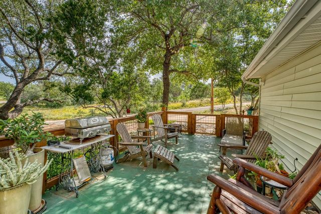 1106 N Shorewood DR, Granite Shoals, TX 78654