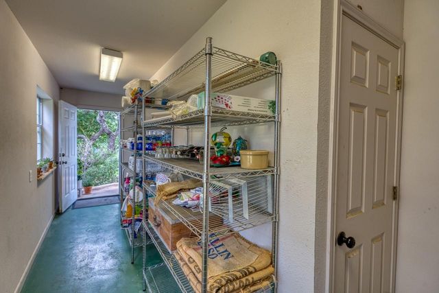 1106 N Shorewood DR, Granite Shoals, TX 78654