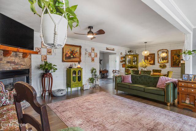 533 Long Mill Rd, Athens, TN 37303