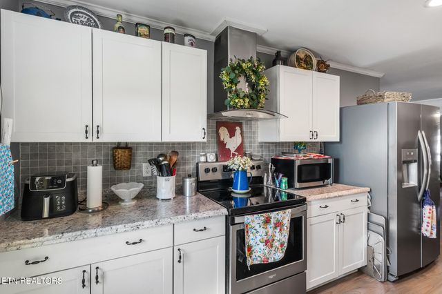 533 Long Mill Rd, Athens, TN 37303