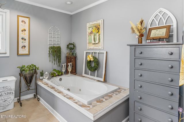 533 Long Mill Rd, Athens, TN 37303