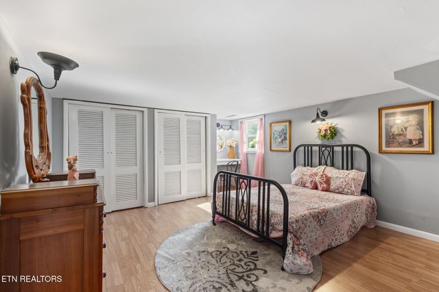 533 Long Mill Rd, Athens, TN 37303