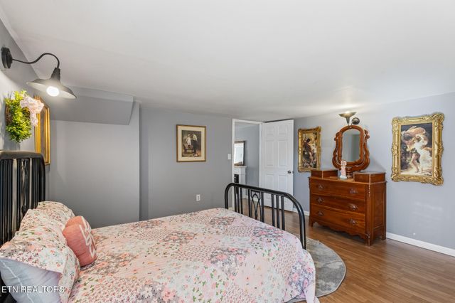 533 Long Mill Rd, Athens, TN 37303