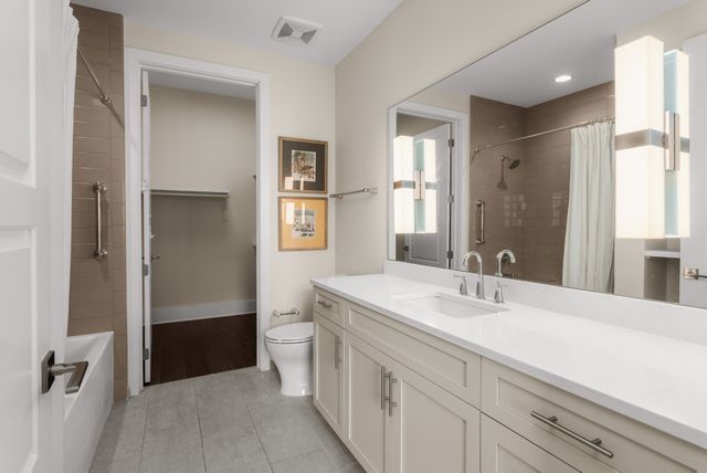 20 Rutledge St Apt 303, Nashville, TN 37210