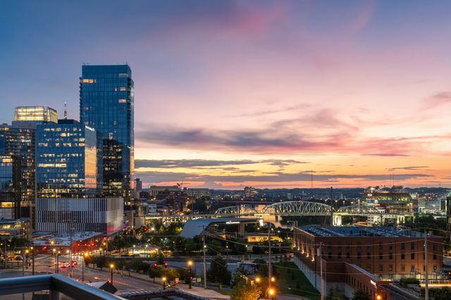 20 Rutledge St Apt 303, Nashville, TN 37210