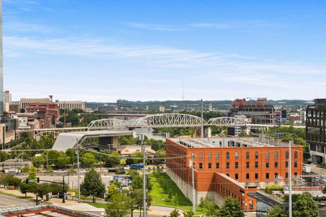 20 Rutledge St Apt 303, Nashville, TN 37210