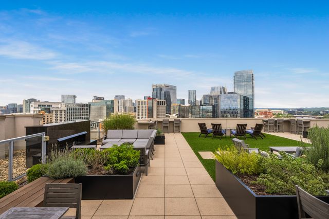 20 Rutledge St Apt 303, Nashville, TN 37210
