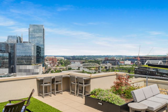 20 Rutledge St Apt 303, Nashville, TN 37210
