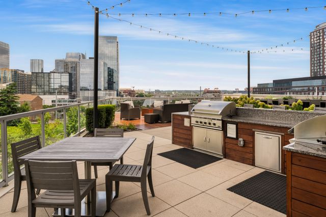 20 Rutledge St Apt 303, Nashville, TN 37210