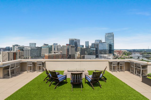 20 Rutledge St Apt 303, Nashville, TN 37210
