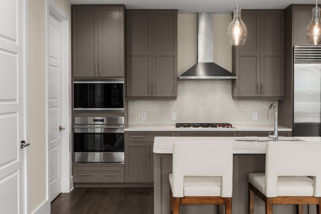 20 Rutledge St Apt 303, Nashville, TN 37210
