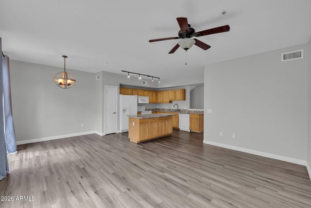 18250 N Cave Creek Road 108, Phoenix, AZ 85032
