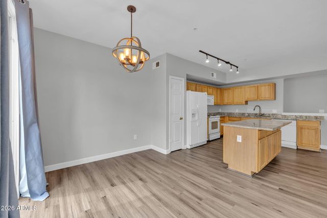 18250 N Cave Creek Road 108, Phoenix, AZ 85032