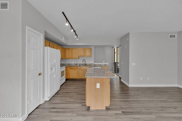 18250 N Cave Creek Road 108, Phoenix, AZ 85032