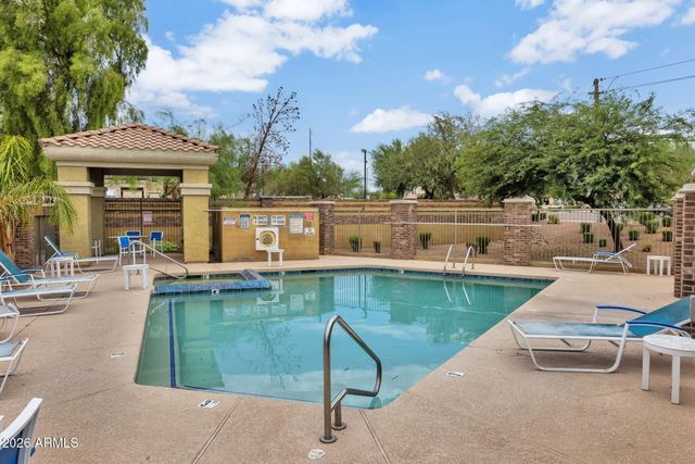 18250 N Cave Creek Road 108, Phoenix, AZ 85032