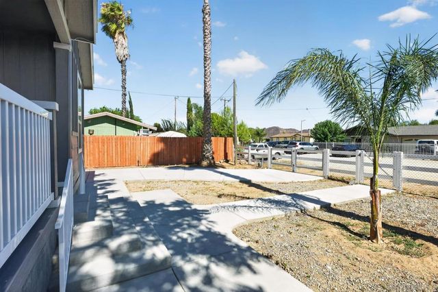 33112 Haddock St, Winchester, CA 92596
