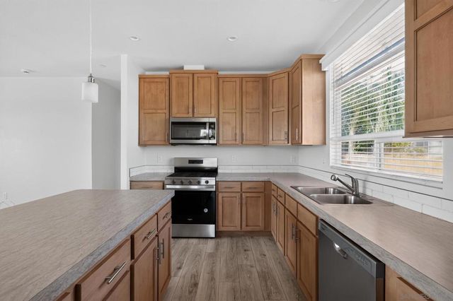 33112 Haddock St, Winchester, CA 92596