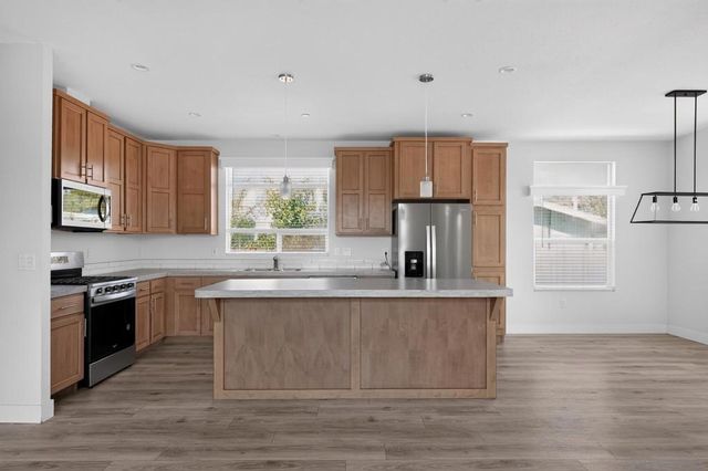 33112 Haddock St, Winchester, CA 92596