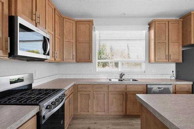 33112 Haddock St, Winchester, CA 92596